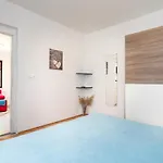 Linda Apartamento *